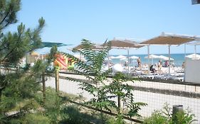 Malibu Park Hotel Odessa